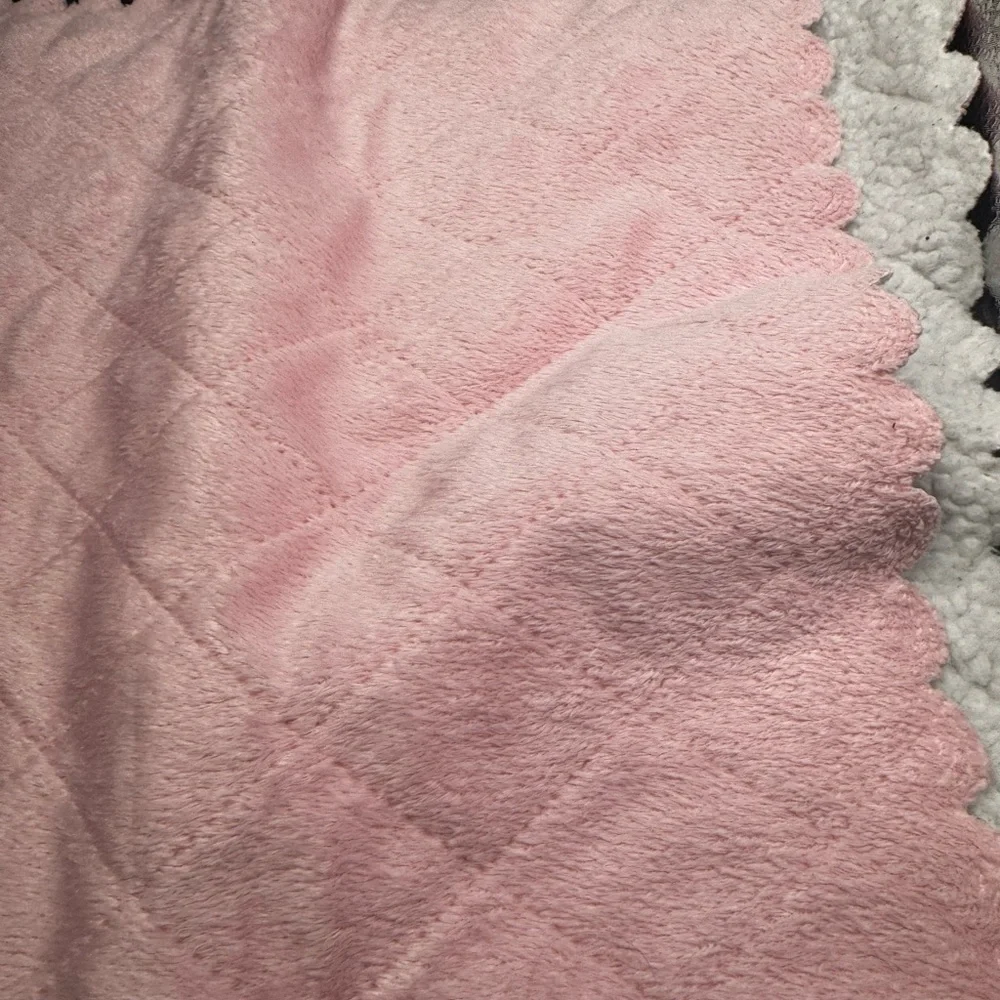 Carter's Pink Scallop Edge Elephant Baby Blanket White Sherpa Back Diamond